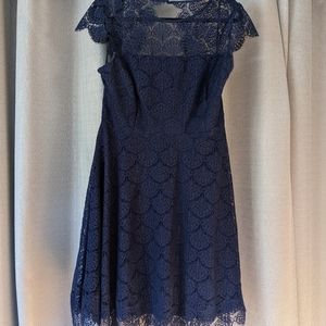 Jessica Simpson blue lacey dress
